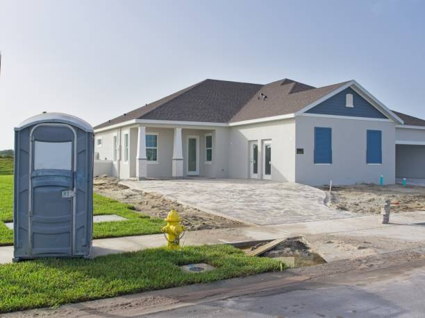Best Portable restroom trailer rental  in Hinesville, GA